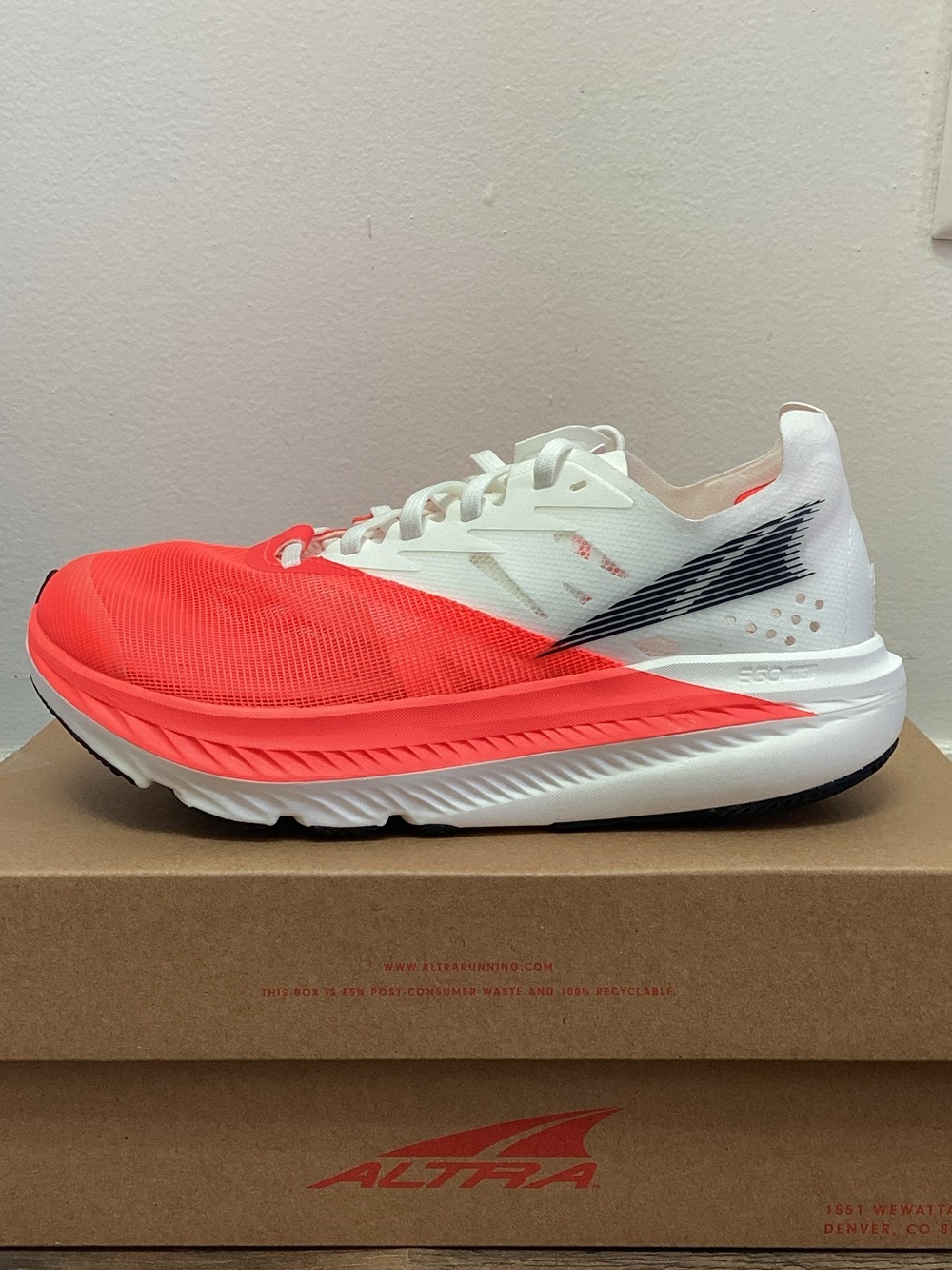 Women’s Altra Vanish Carbon 2